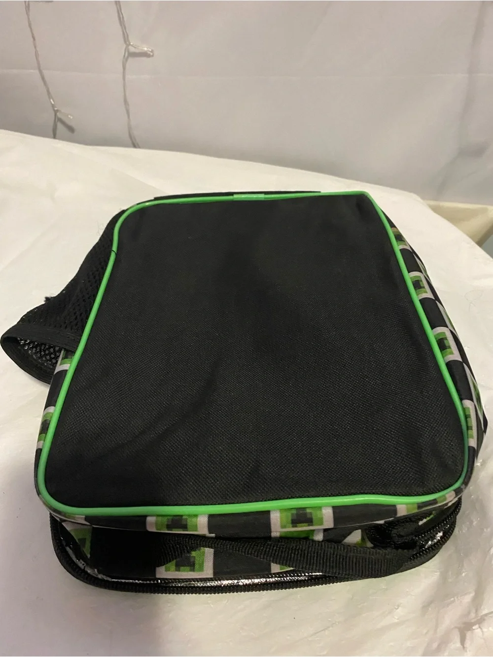 Green Creeper Men’s Lunch Bag